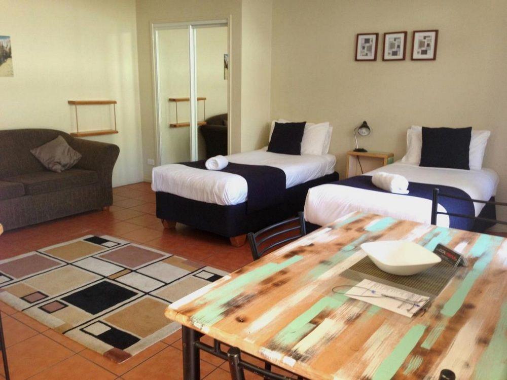 Byron Central Apartments Μπάιρον Μπέι Εξωτερικό φωτογραφία